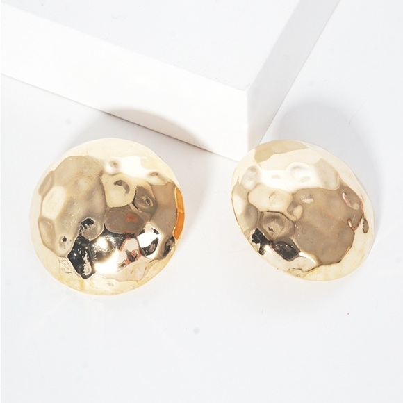 Hammered Metal Post Stud Earrings 
(New) - Picture 2 of 4